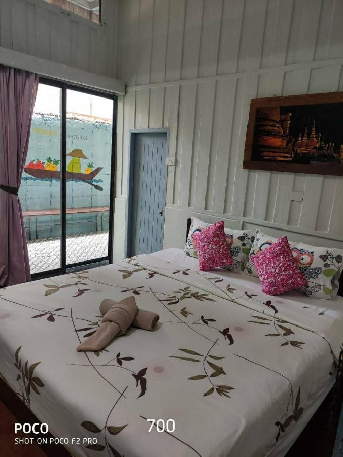 Tamarind Guesthouse Phra Nakhon Si Ayutthaya Buitenkant foto