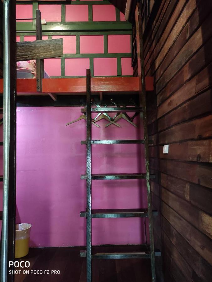 Tamarind Guesthouse Phra Nakhon Si Ayutthaya Buitenkant foto