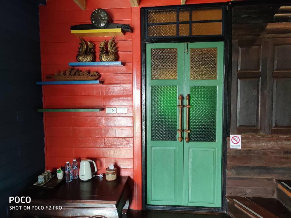Tamarind Guesthouse Phra Nakhon Si Ayutthaya Buitenkant foto