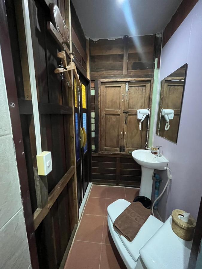 Tamarind Guesthouse Phra Nakhon Si Ayutthaya Buitenkant foto